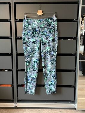 Lululemon Athletica Green, Purple & Black Floral Print Leggings